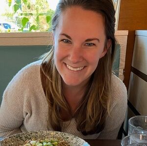 Meet your Posher, Vikki